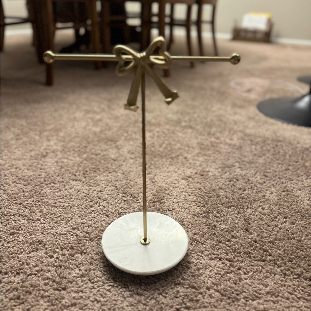Gold Bow Jewelry Stand
